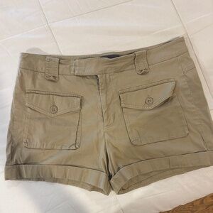 Vince brand khaki shorts with front and back pockets